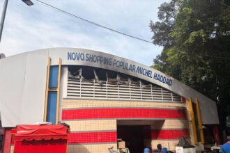 VÍDEO: Comerciantes prejudicados por incêndio no Shopping Popular falam em tragédia e prejuízo de mais de R$ 100 mil