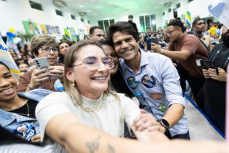 Pedro Paulo percorre 14 cidades do interior do Rio em três dias de campanha