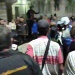 Motoboys se revoltam após entregador ser baleado na cabeça durante abordagem; PM foi preso em flagrante