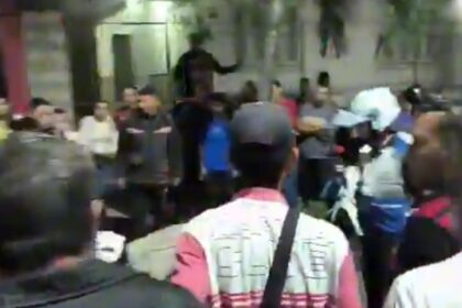Motoboys se revoltam após entregador ser baleado na cabeça durante abordagem; PM foi preso em flagrante