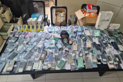 PF mira grupo no Rio que movimentou R$ 60 milhões em importação clandestina de celulares sem pagamento de impostos