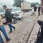 Homem fica ferido após colisão entre carro e moto em Campos