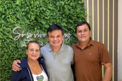Dimas Gadelha busca reeleição e tem alianças estratégicas em SJB