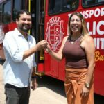 Prefeita de SJB entrega mais dois “Vermelhinhos”, o ônibus gratuito e com ar-condicionado para a população