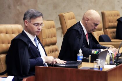VÍDEO: Ministros Alexandre de Moraes e André Mendonça batem boca em sessão do STF