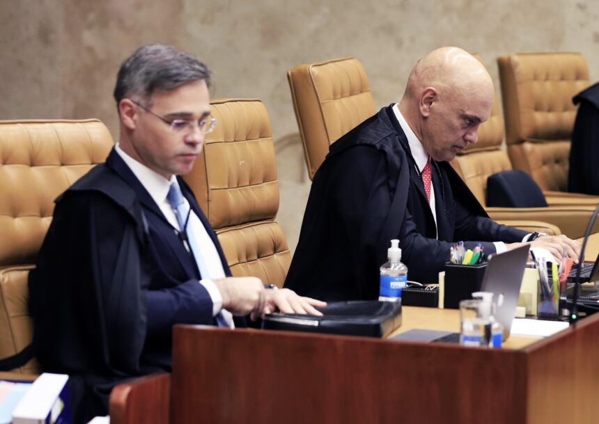 VÍDEO: Ministros Alexandre de Moraes e André Mendonça batem boca em sessão do STF