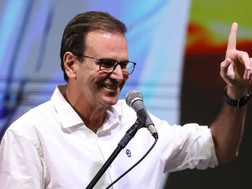 Paes mantém liderança na corrida pelo Governo do RJ, aponta pesquisa Real Time Big Data Paes mantém liderança na corrida pelo Governo do RJ, aponta pesquisa Real Time Big Data