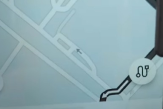 VÍDEO: Motoboy chama atenção ao aceitar entrega da Barra da Tijuca para Campos