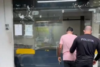 Homem é preso em Campos após descumprir medida protetiva e furtar relógio de energia da casa de ex-companheira