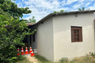 Jovem acusado de matar adolescente de 17 anos e esfaquear namorado da vítima em SJB vai a júri popular nesta quinta-feira