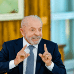 VÍDEO: Lula responde sobre suposto whisky dado por Vorcaro: “Se me deu, já bebi”