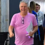 Garotinho vota no Rio e descarta, a princípio, apoiar Paes ou Ruas no segundo turno