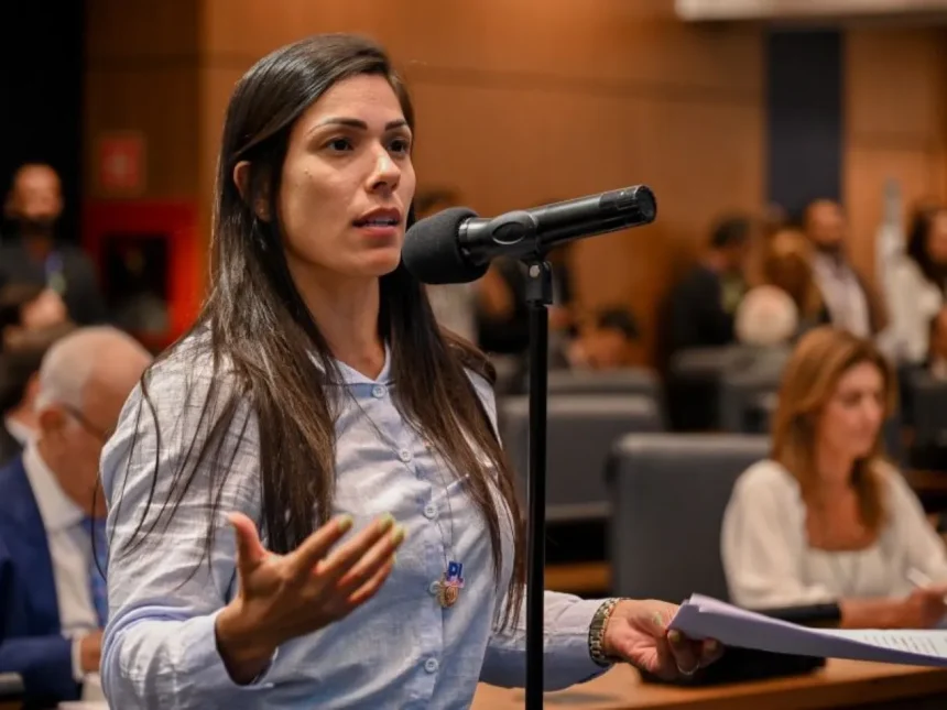 Mulher mais votada da história da Alerj, Índia Armelau atribui resultado expressivo ao trabalho e agradece eleitores Mulher mais votada da história da Alerj, Índia Armelau atribui resultado expressivo ao trabalho e agradece eleitores