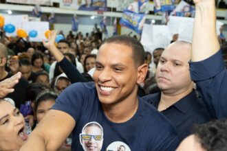 Maicon Cruz lidera votação entre nomes da oposição em Campos