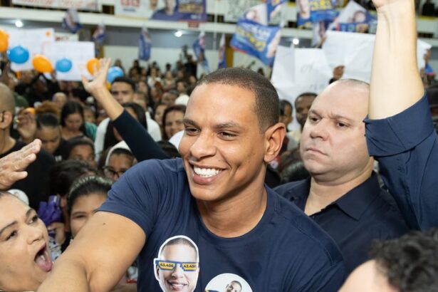 Maicon Cruz lidera votação entre nomes da oposição em Campos