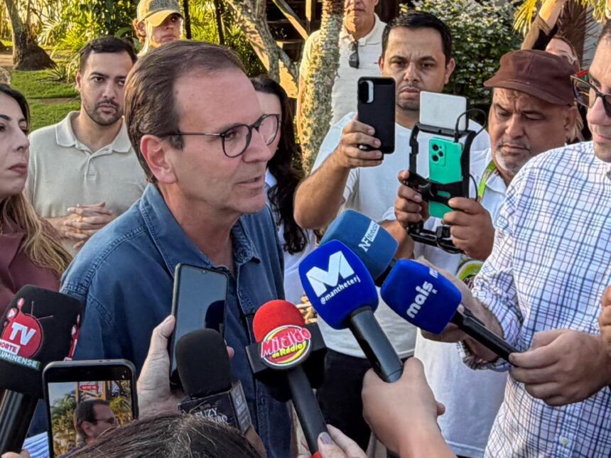 Eduardo Paes fala em “jogo ensaiado” de Garotinho