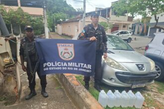 Sete pessoas são presas e 30 litros de “loló” são apreendidos em operação da PM