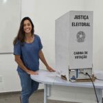 Ana Paula Mendes vota em Cabo Frio em domingo de segundo turno presidencial