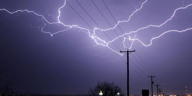 Campos e Macaé estão entre as cidades mais impactadas por quedas de raios na rede elétrica neste ano