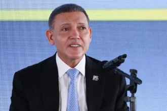 Nunes Marques diz ao STF que não é técnicamente possível realizar 2º turno para governador no RJ